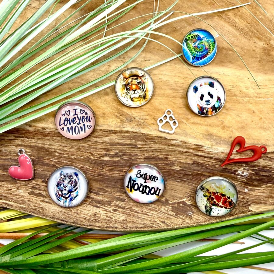 Badges à épingle 20 mm décoratifs avec messages et motifs variés